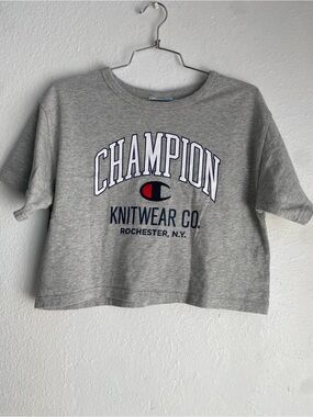 Vintage good quality- Champion Gray Crop Tee with Knitwear Co. Logo